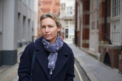 Autorja e njohur shqiptare e njohur, Lea Ypi viziton Montrealin  Komuniteti shqi...