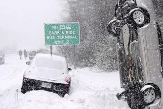 Kaos me borë e reshje në Amerikë  Nuk e di nëse dikush prej jush e ka në plan të...