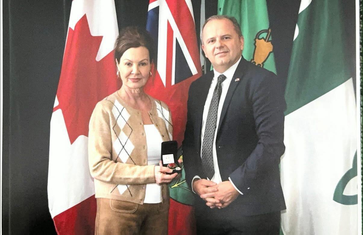 Konsulli i Përgjithshëm Dakaj u takua me Kryetaren e Asamblesë Legjislative të O...