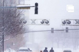 Stuhi dimërore në SHBA  Një stuhi dimërore masive ka filluar të godasë mbi gjysm...