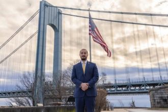 Tim Qorraj hap zyrtarisht fushatën për New York State Assembly  Komuniteti shqip...